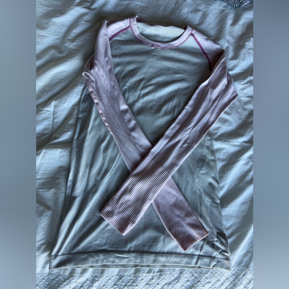 Women’s Lululemon Long Sleeve